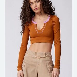 URBAN OUTFITTERS Out From Under Ribbed Long Sleeve Pull-On Crop Top Size M / L
